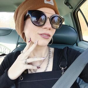 Meet your Posher, Vanessa